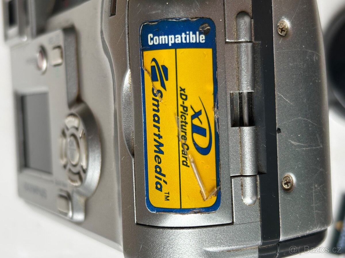 Olympus Camedia C-730 - 6