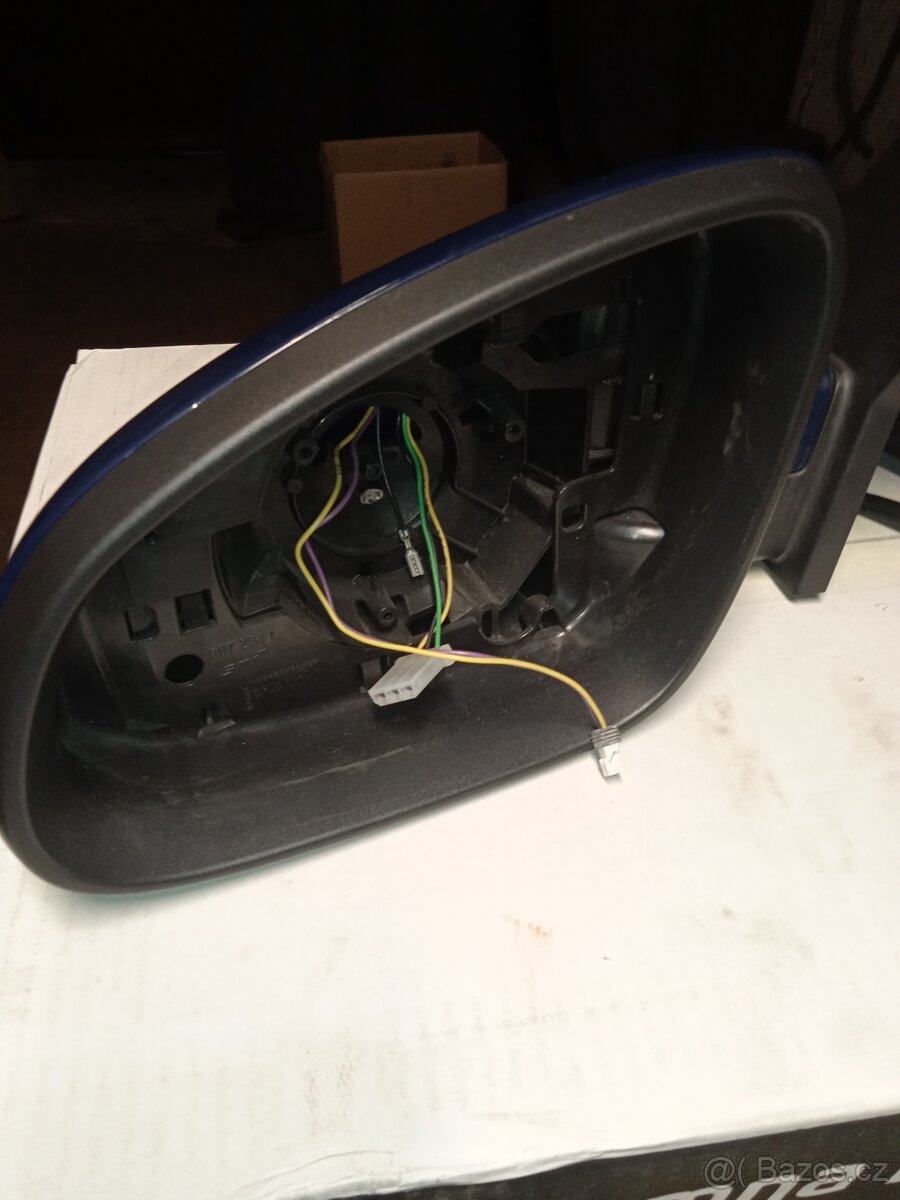 Prodám na Opel Astra J levé zrcátko - 6