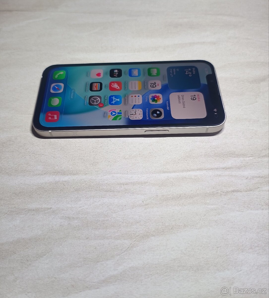 Apple iPhone 13 - 6