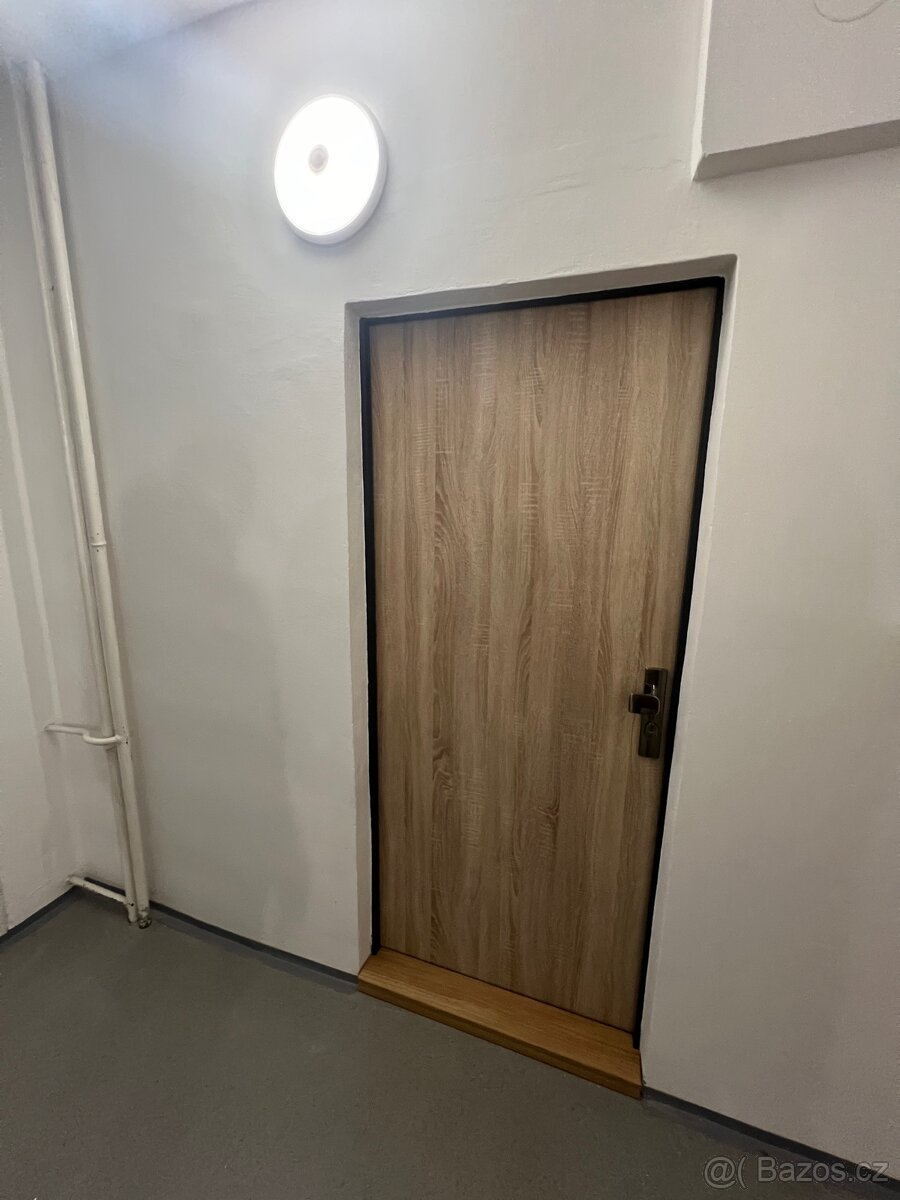 Prodám případně pronajmu Byt 1+k+k v Tanvaldě - 6