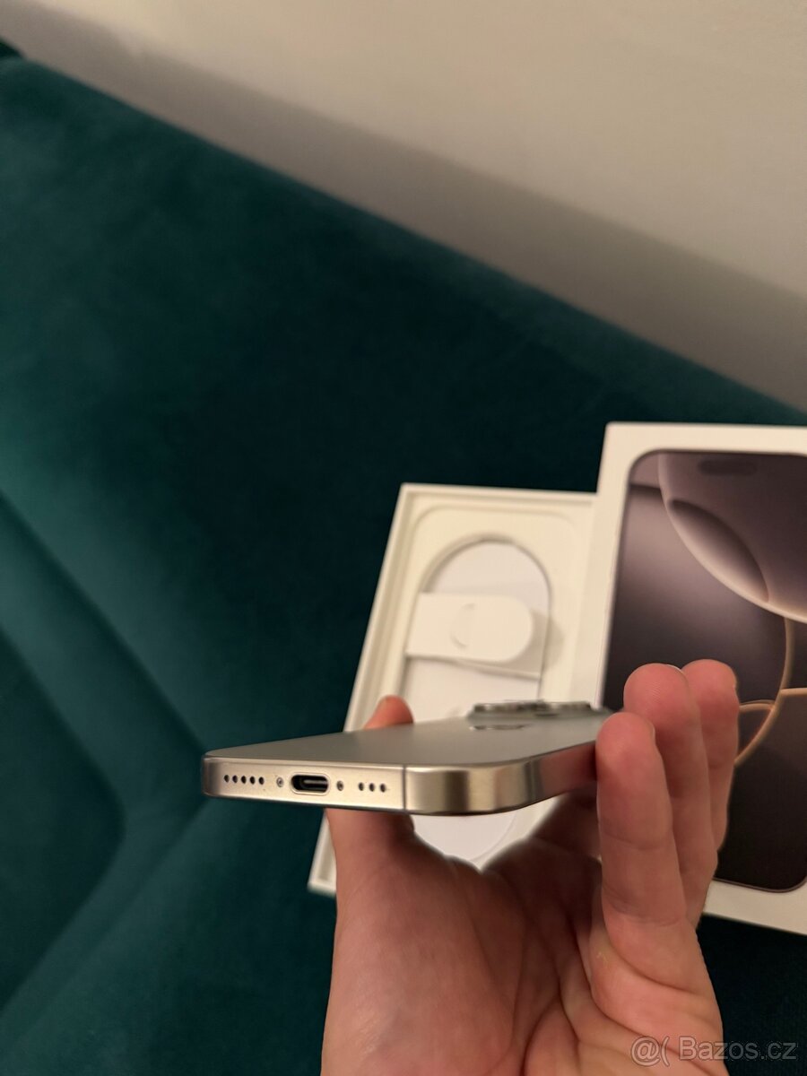 Iphone 16 pro natural titan 512 gb. - 6