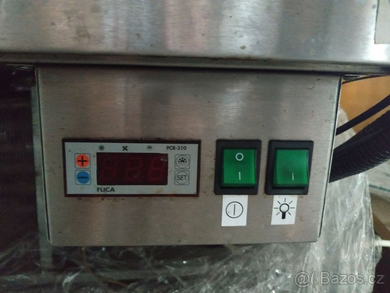 Chladící vitrína igloo - 6