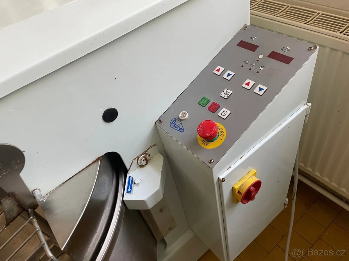 Hnětač těsta, mixér F-070 (lot: 12) - 6