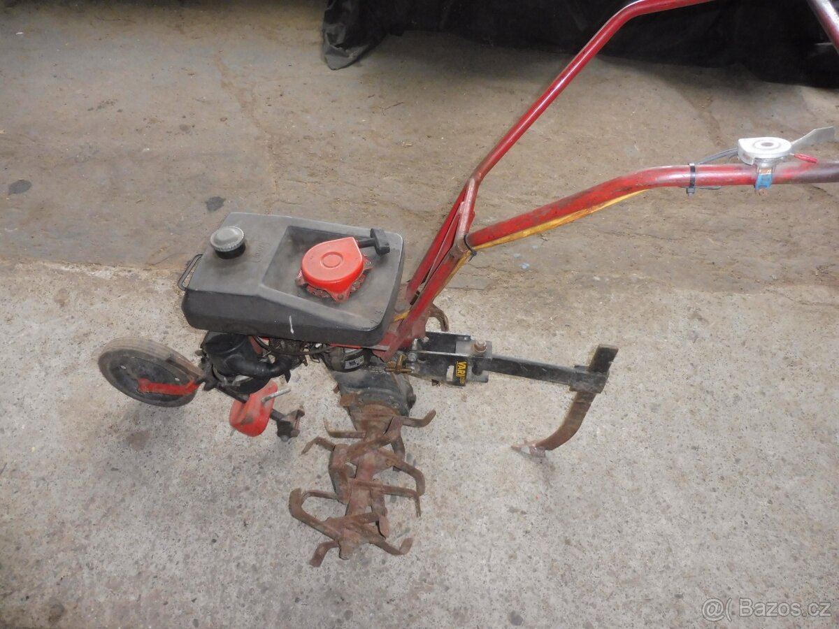prodám malotraktor vari s rotavátorem a sekačkou - 6