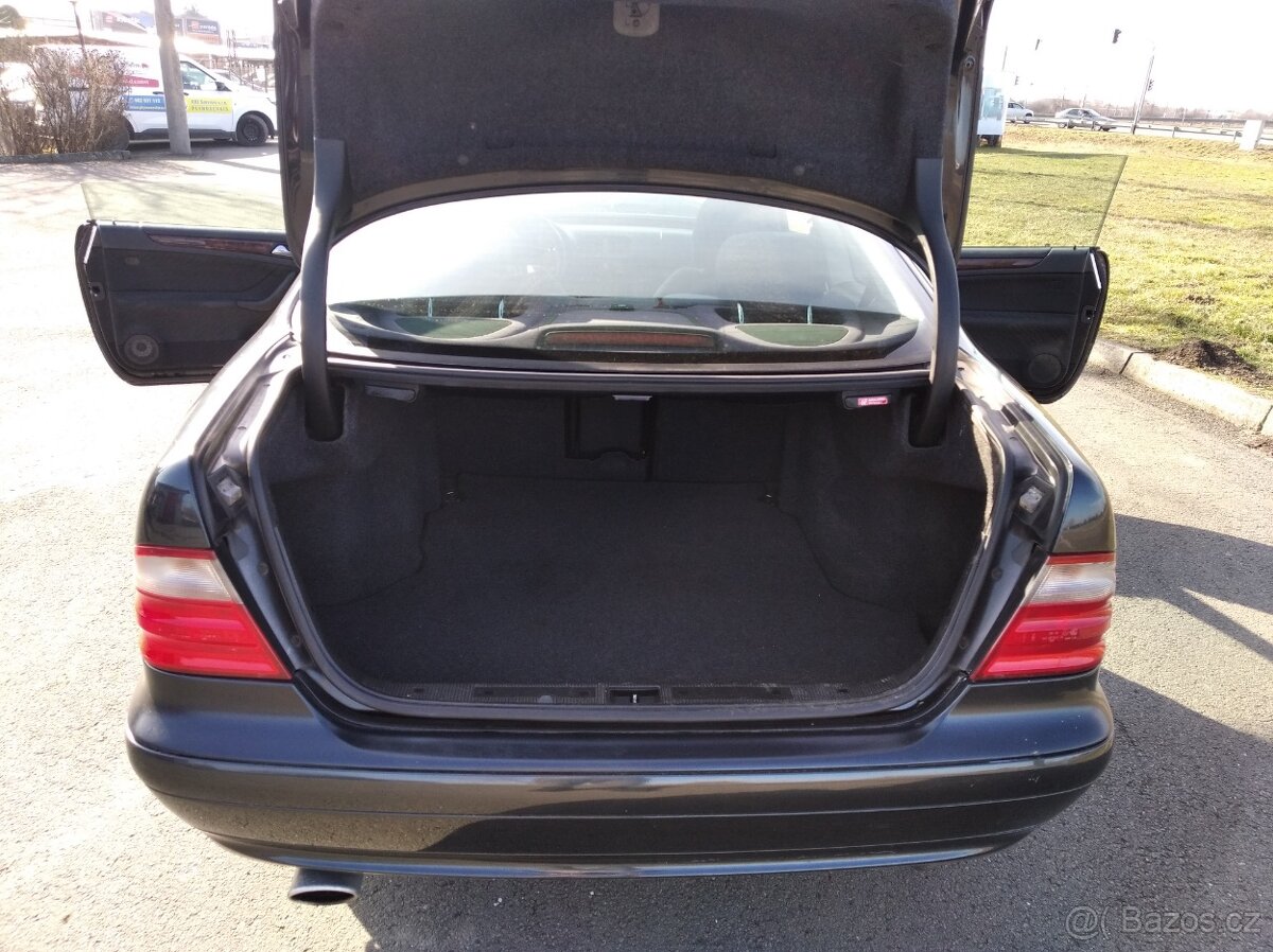 Mercedes-Benz CLK 230-142kw kupé - 6