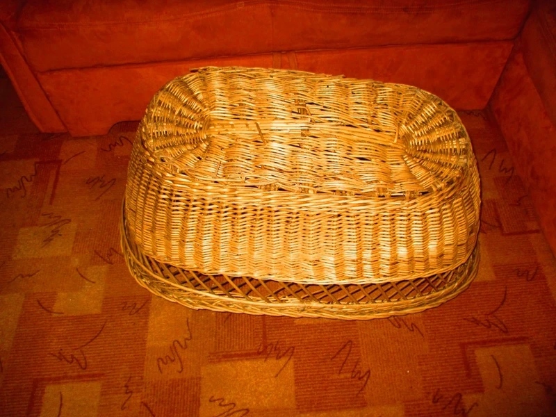 starožitný proutěný koš-cena symbol. - 6