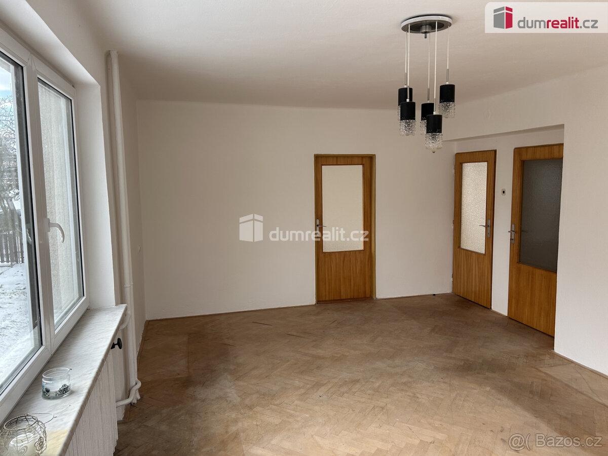 Prodej vícegeneračního rodinného domu o dispozici 5+1 v Doln - 6