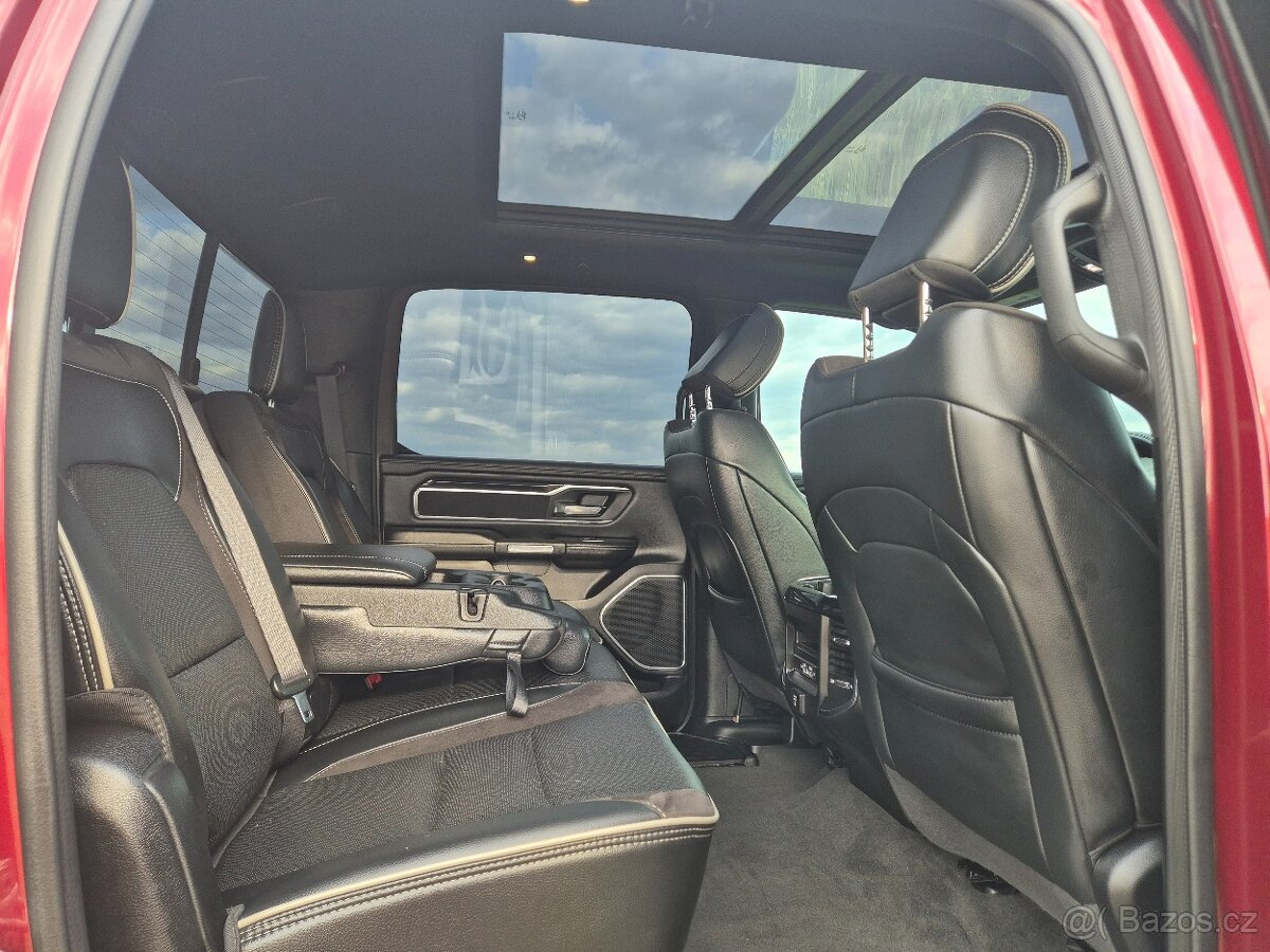 DODGE RAM 1500 5,7 HEMI BLACK WIDOW 39000km - 6