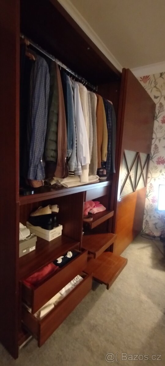 Šatní skříň - 6