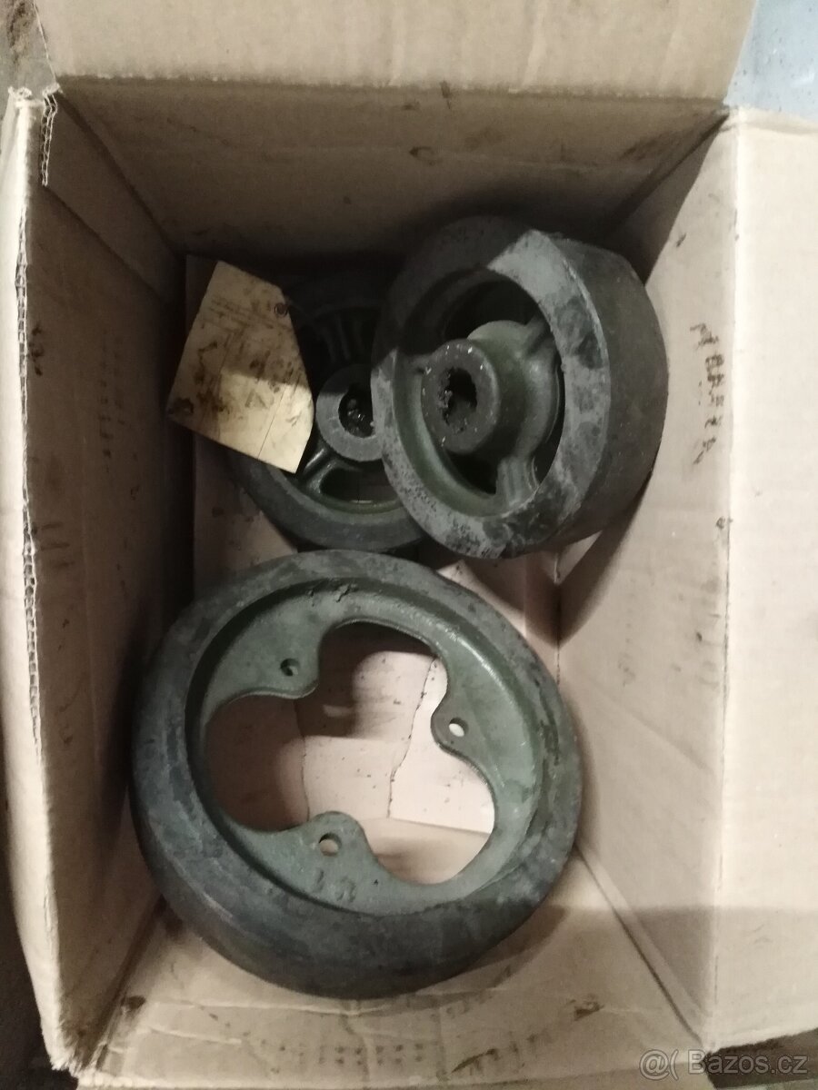 Bramborový kombajn Fortschritt - náhr. díly - 6