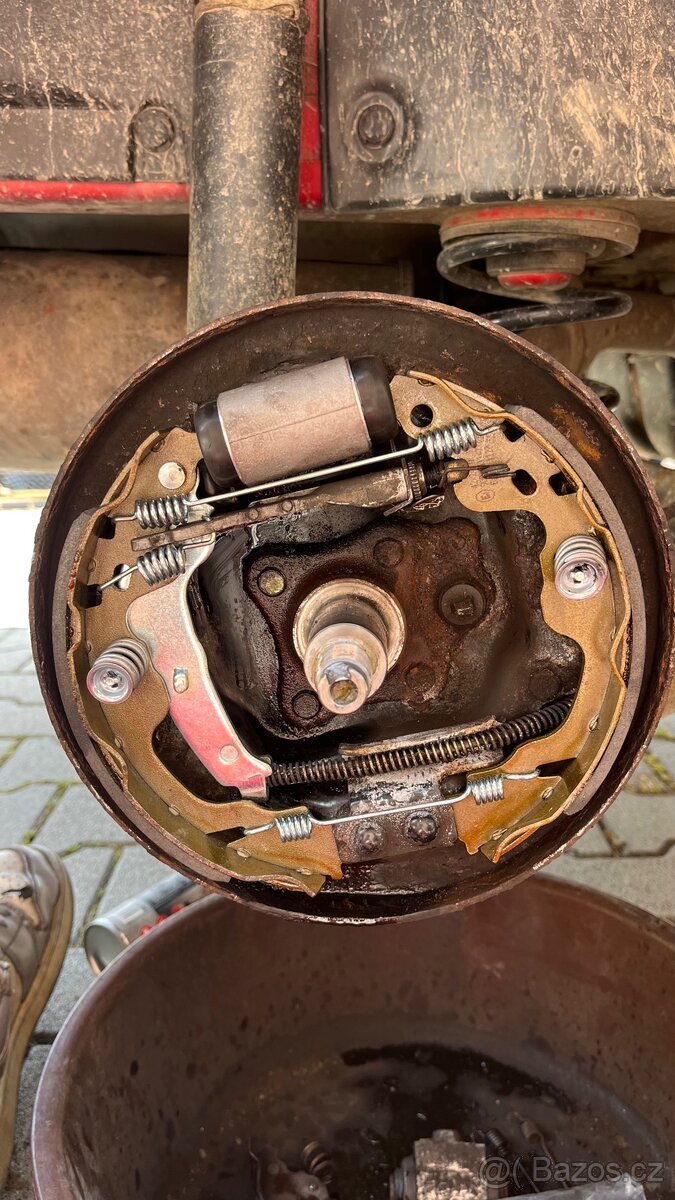 Suzuki Swift 1,3 67,5kw 2006 - 6