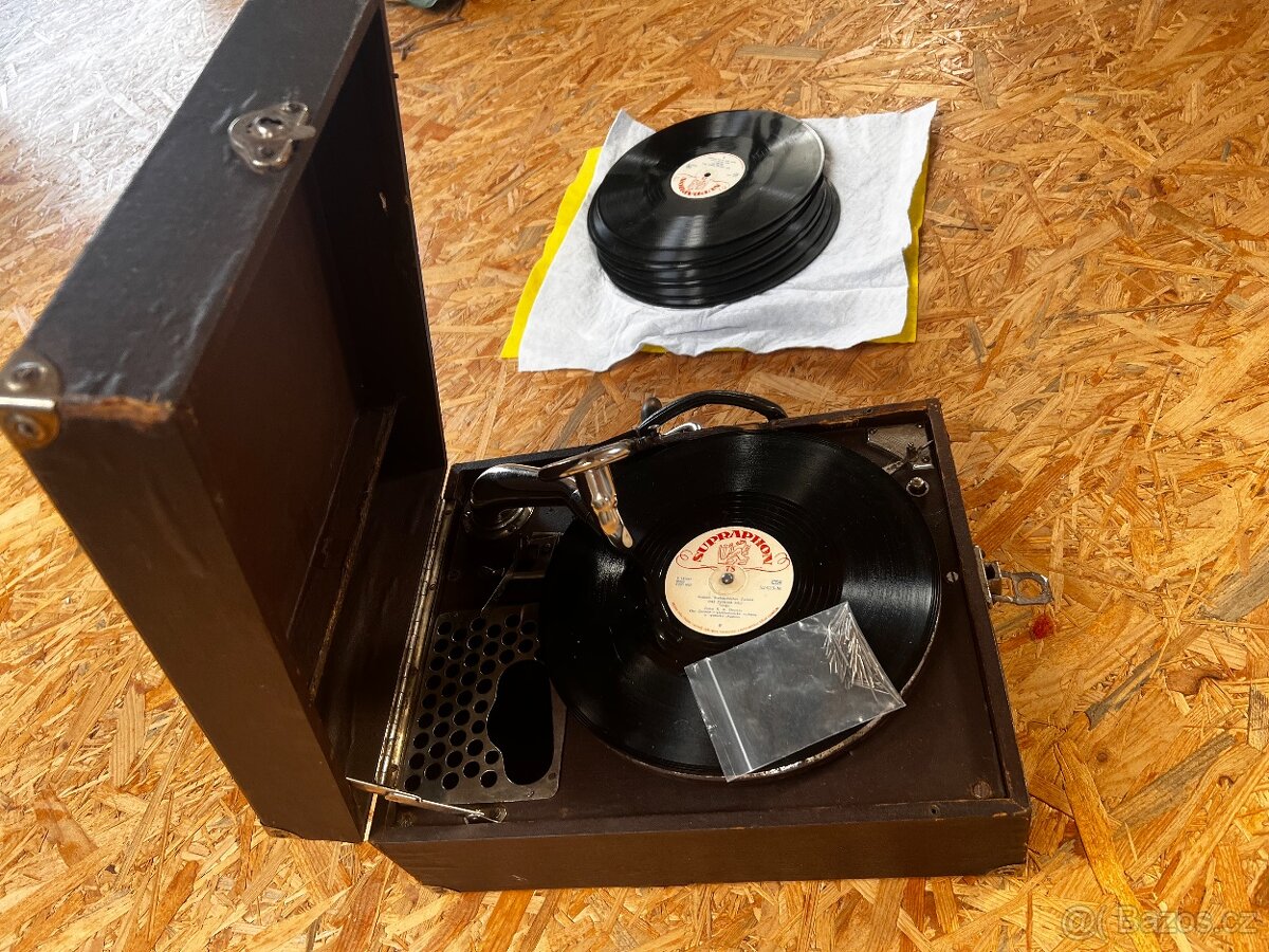 GRAMOFON NA KLIKU MOZART 1920 - 6