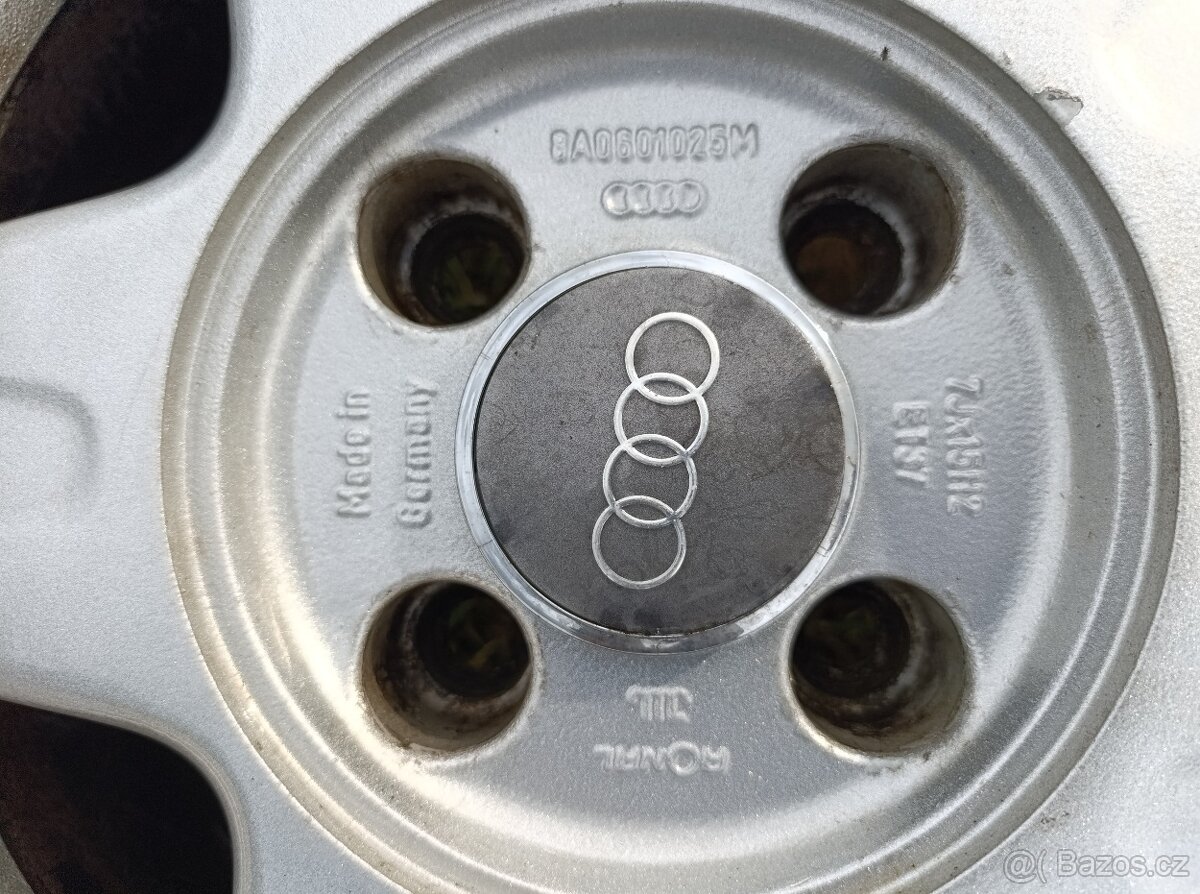 Prodám sadu ALU disků R15 z Audi 80 - 6