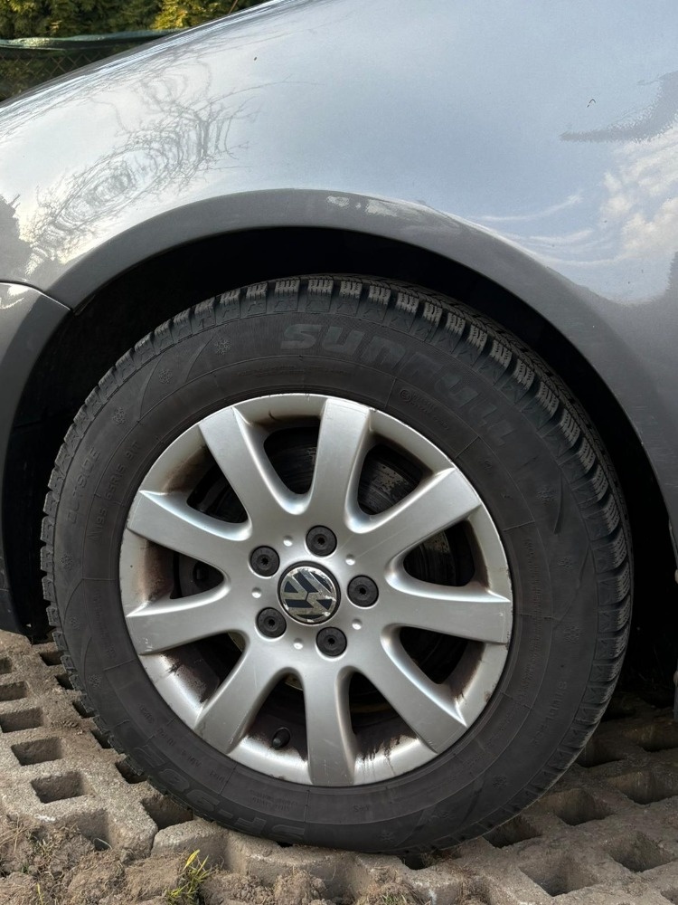 Volkswagen Golf 5 - 6