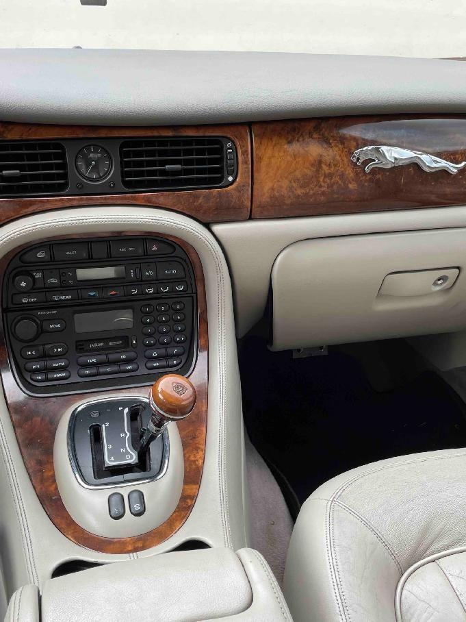 Jaguar XJ 308, 3.2 V8 bez TP - 6