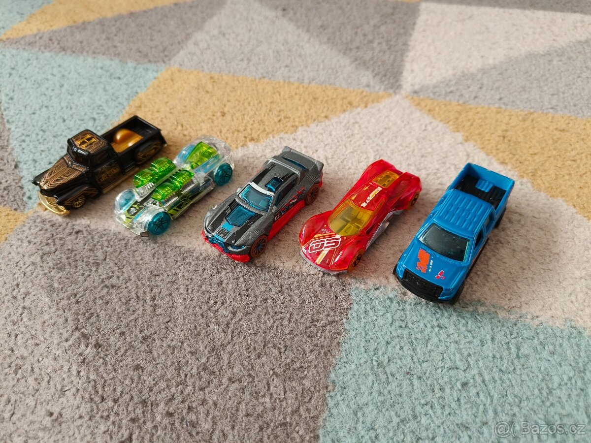Hot Wheels dráha a auta - 6