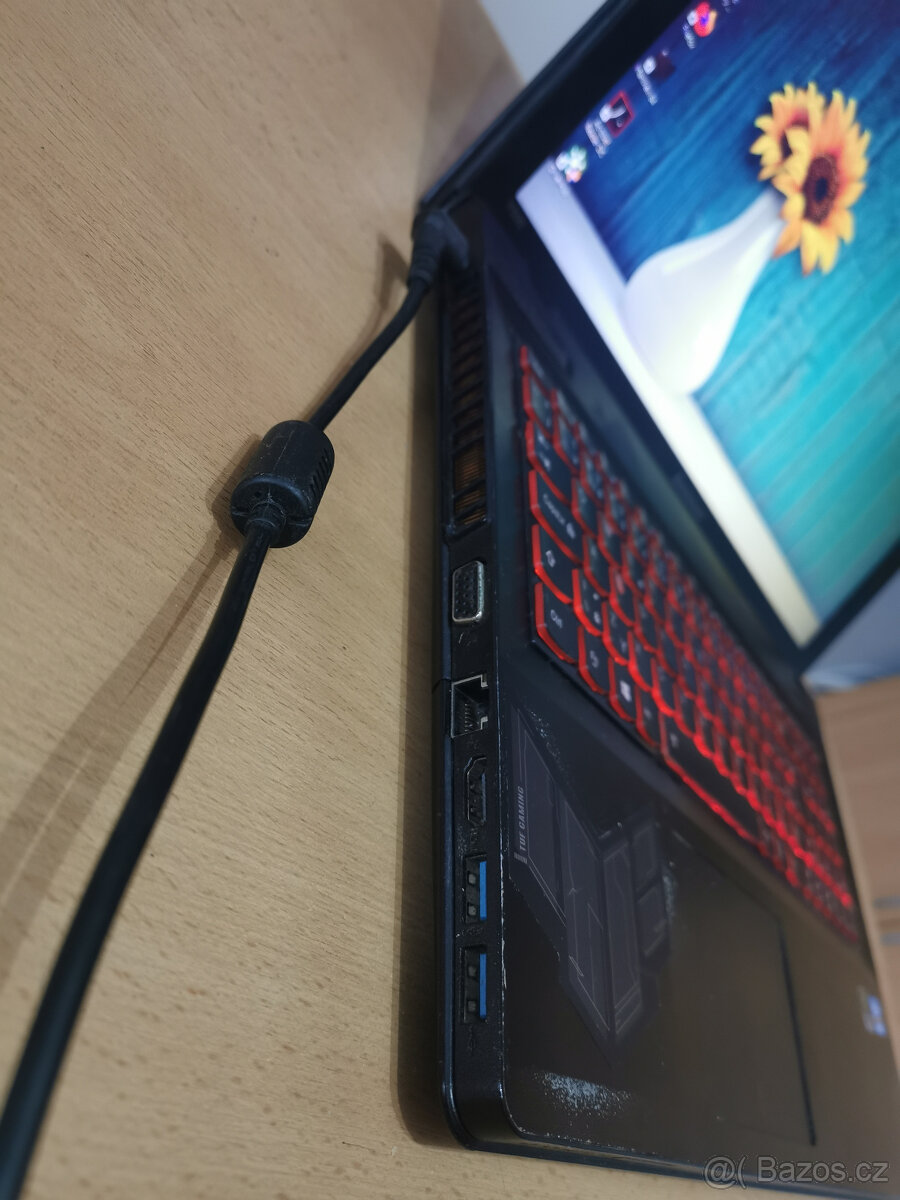 Lenovo IdeaPad Y500 (2xVGA) - 6