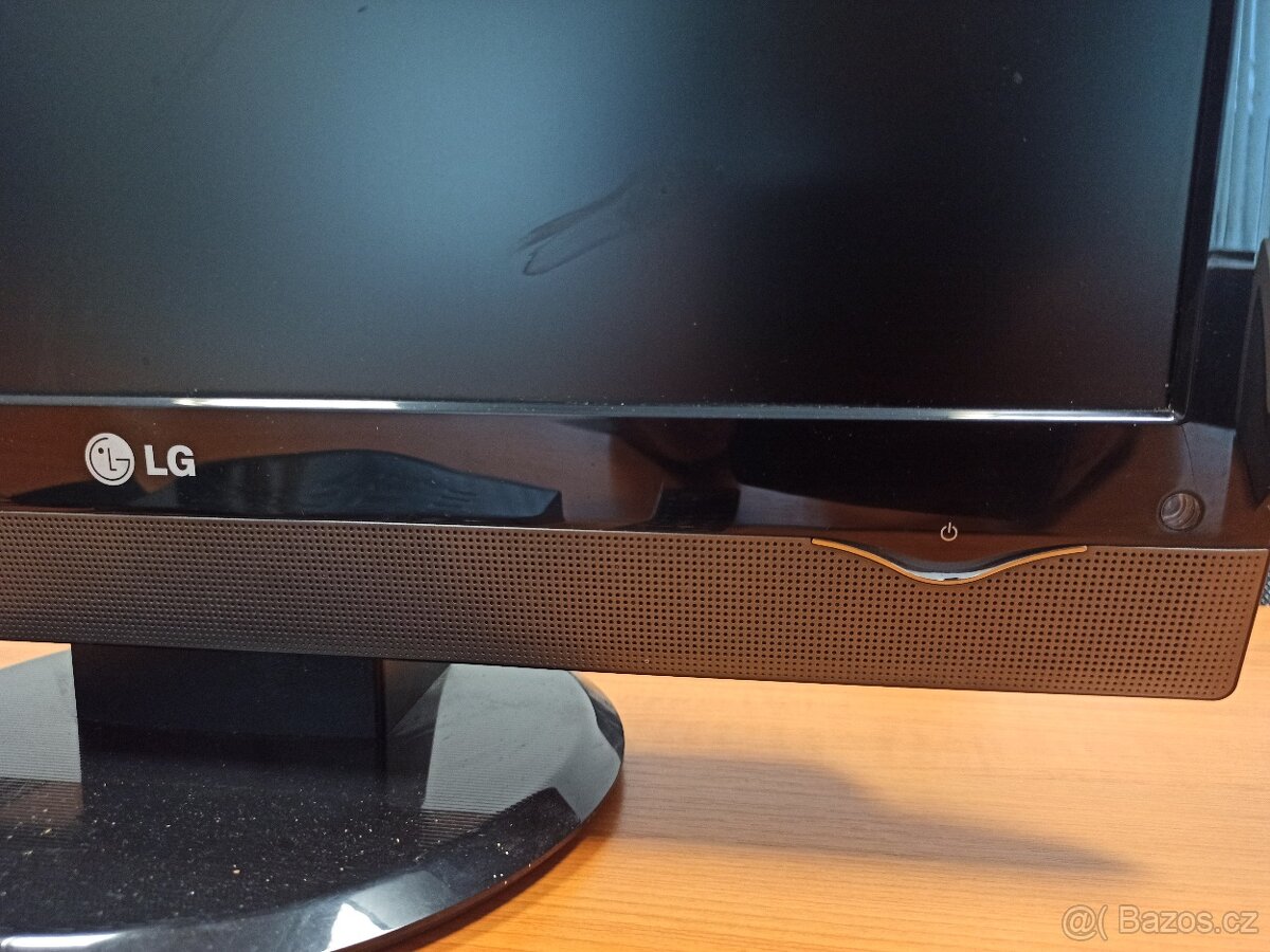 TV-Monitor Samsung vhodné na chatu. - 6