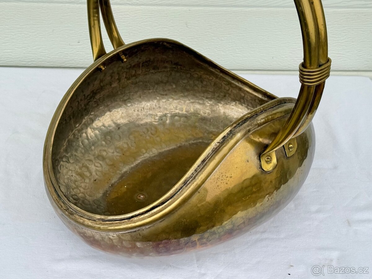 Starožitný stojan na třísky ke krbu kamnům mosaz - 6