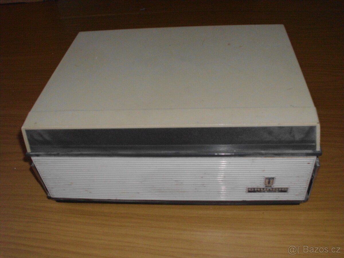 Cívkový magnetofon GRUNDIG. - 6