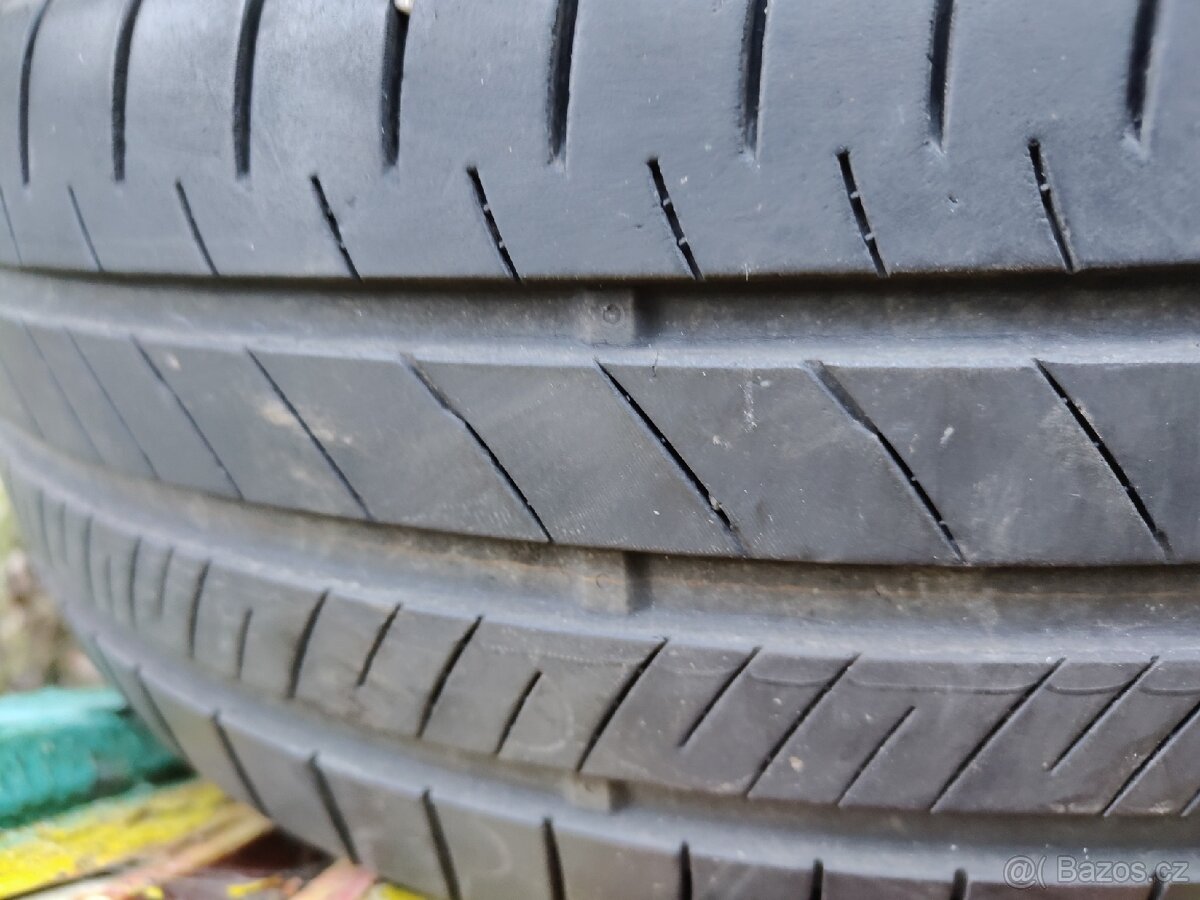 Letní pneu 205/60 r16 - 6