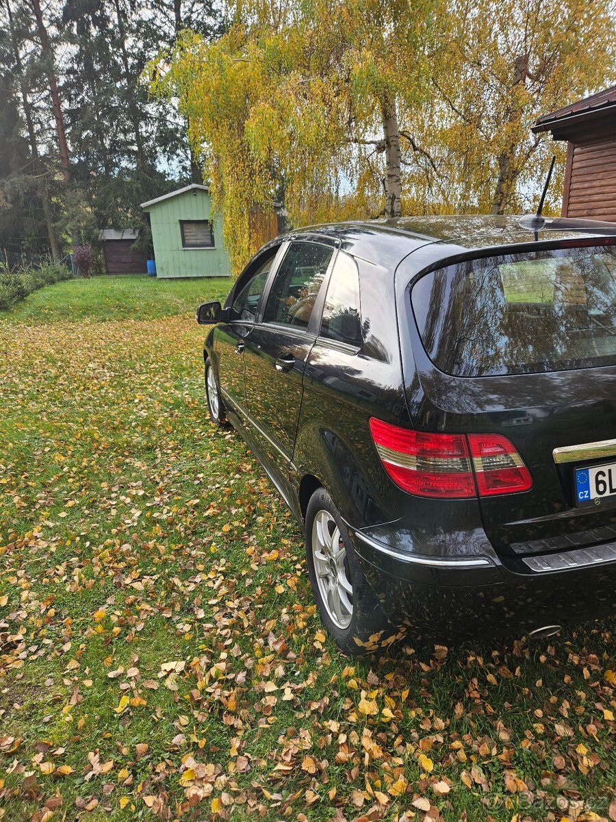 Mercedes-Benz B 200 - 6