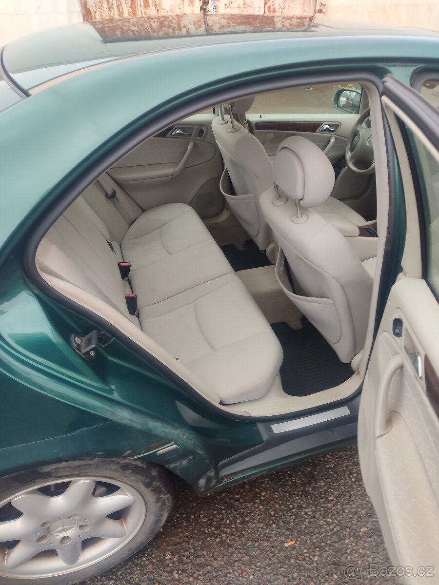 Mercedes-Benz C200K - 6