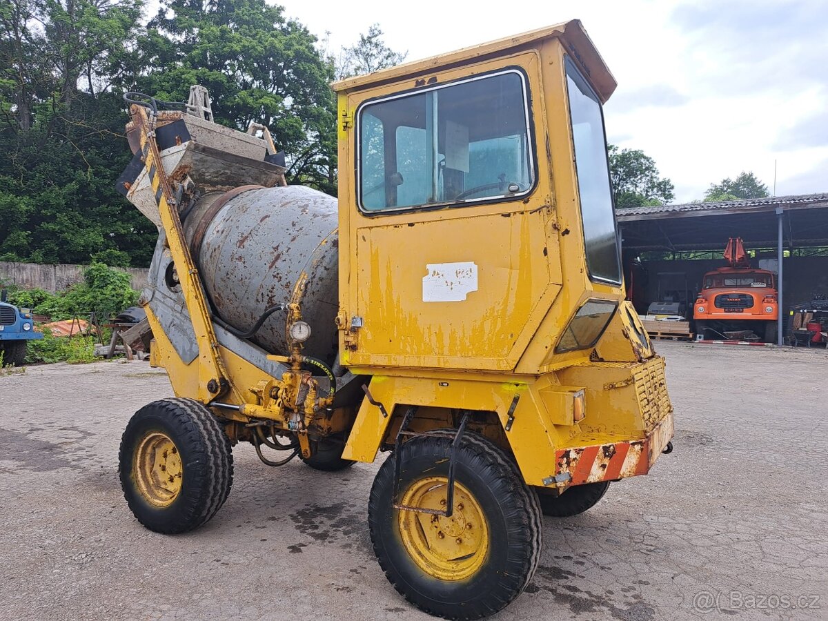 mobilná miešačka COMET - 6