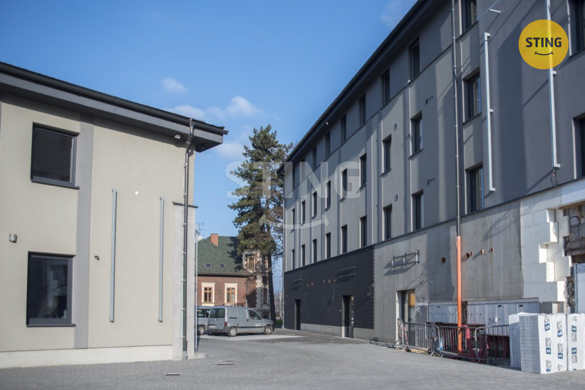 Pronájem nově zrekonstruovaných obchodních prostor v, 131374 - 6