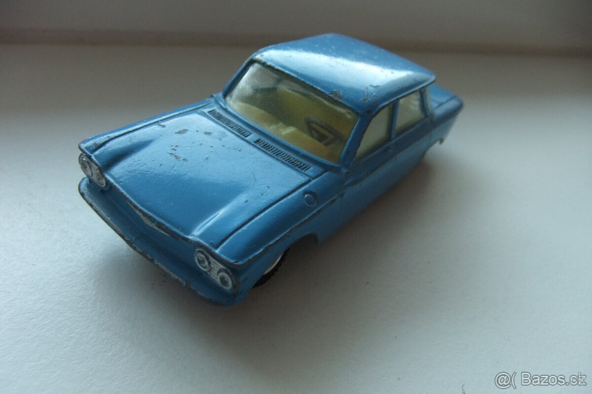 Predam rarity-original USauticka od DINKY TOYS v 1:43 - 6