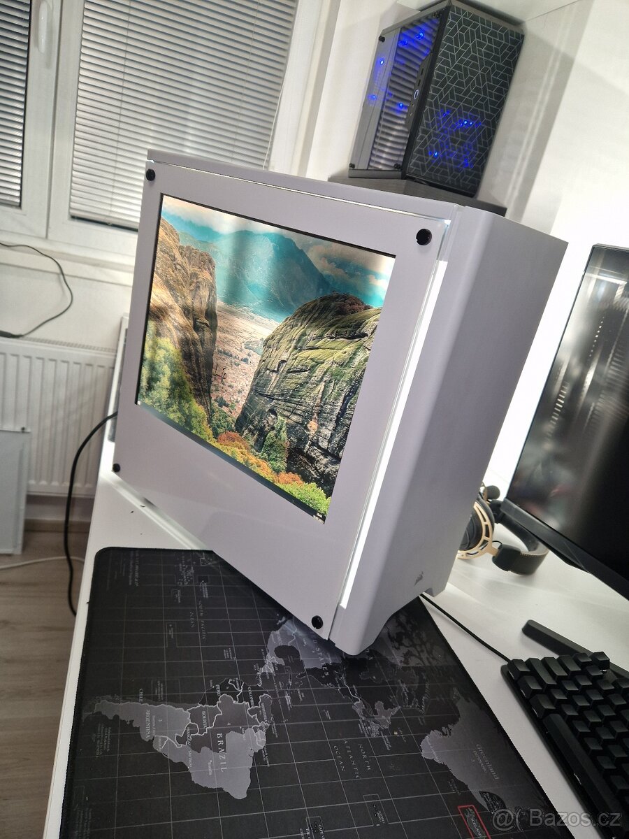 Corsair 275R lcd side panel - 6