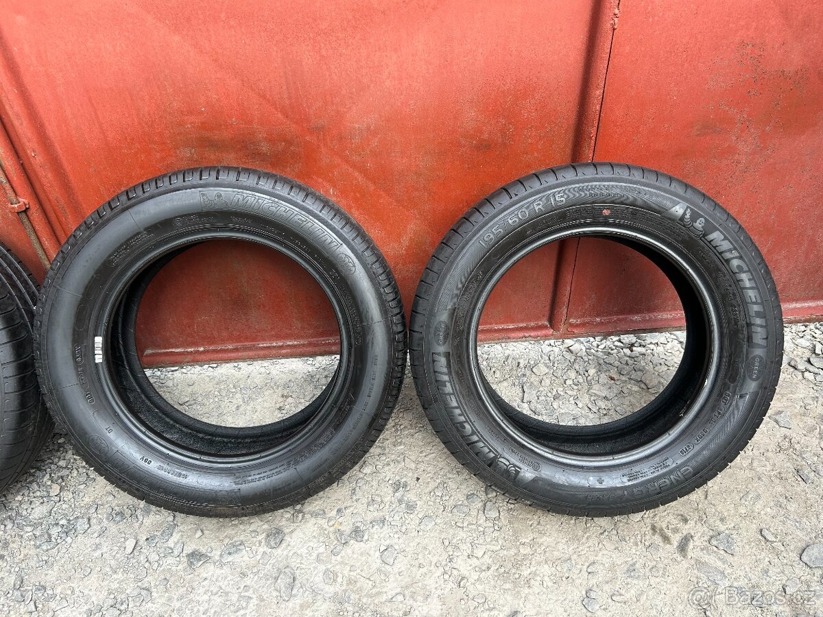 Prodám gumy 195/60/15 - 6