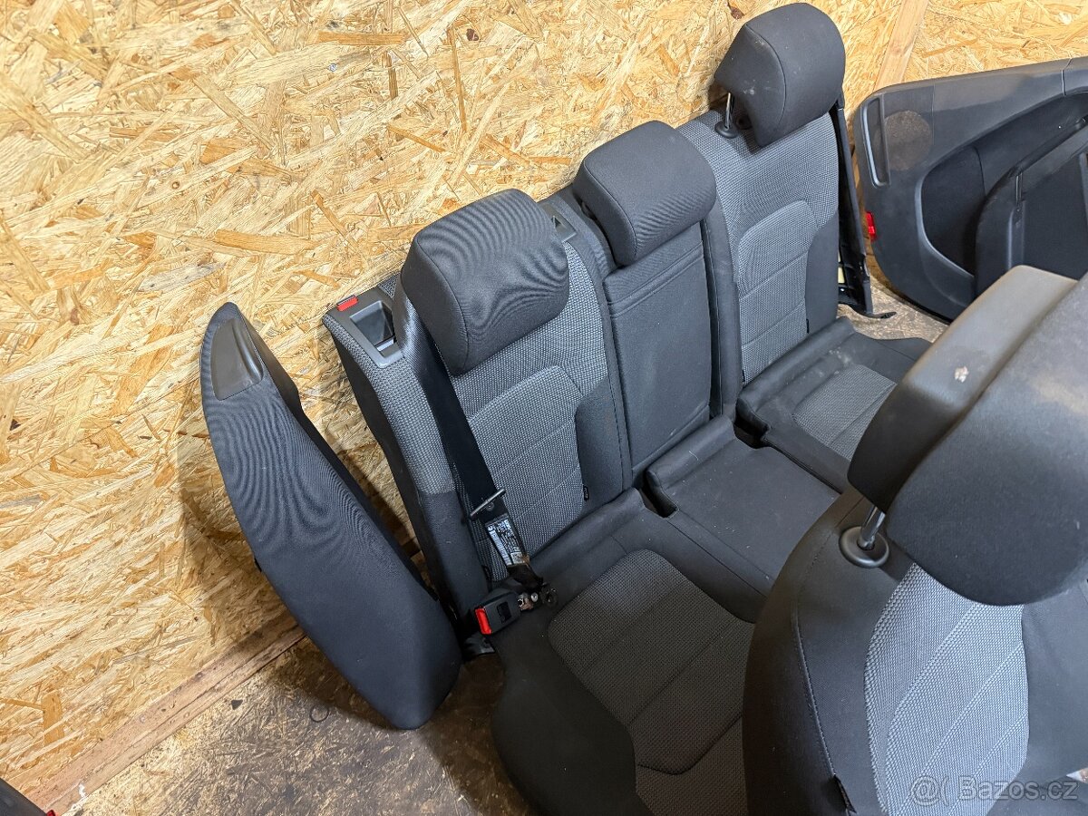 KOMPLETNÍ LÁTKOVÝ INTERIÉR VW PASSAT B7 KOMBI - 6