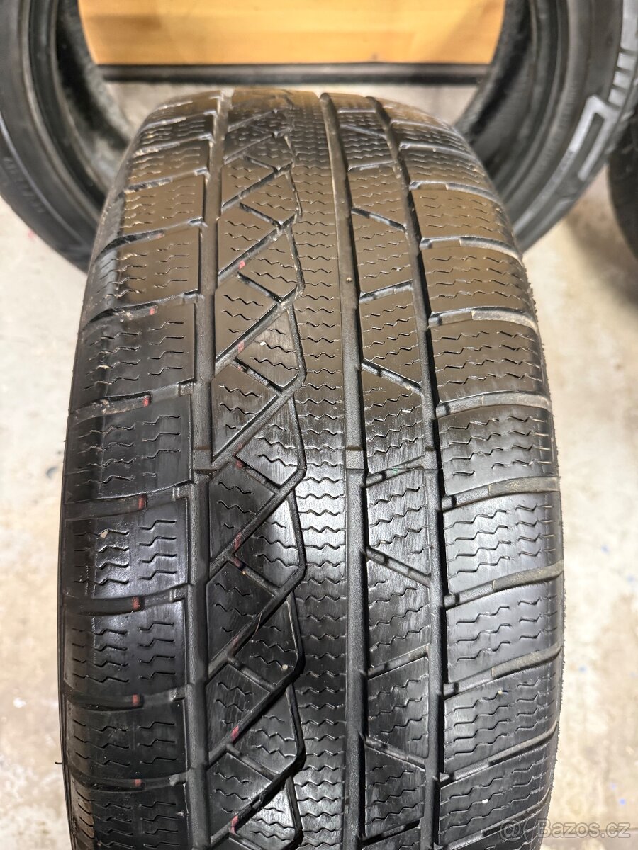 Zimní pneu 235/55/19 - 6
