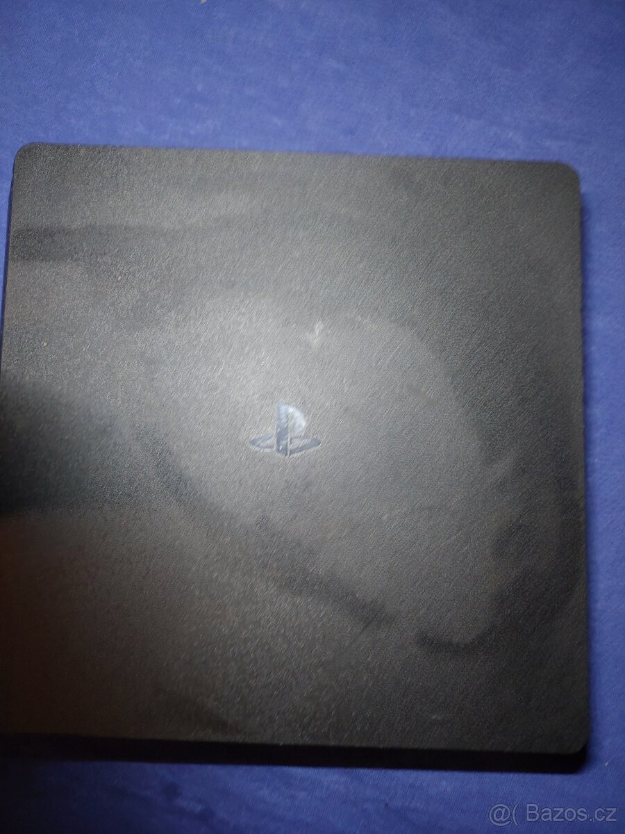 Ps 4 1t pěkný stav - 6