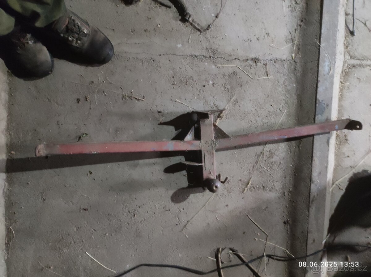 Škoda 105,120 interiér,plecharina - 6