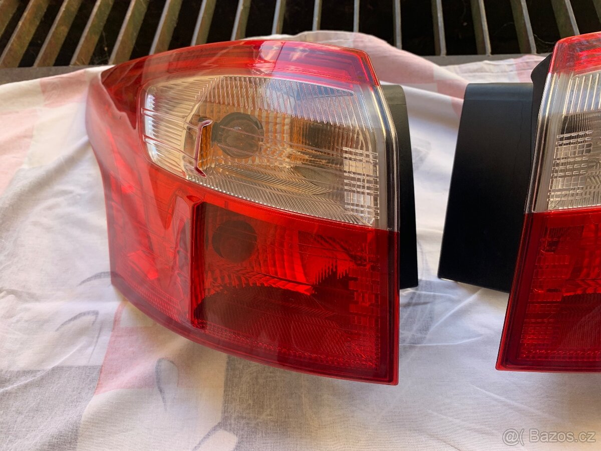 Ford Focus zadní světla - 6
