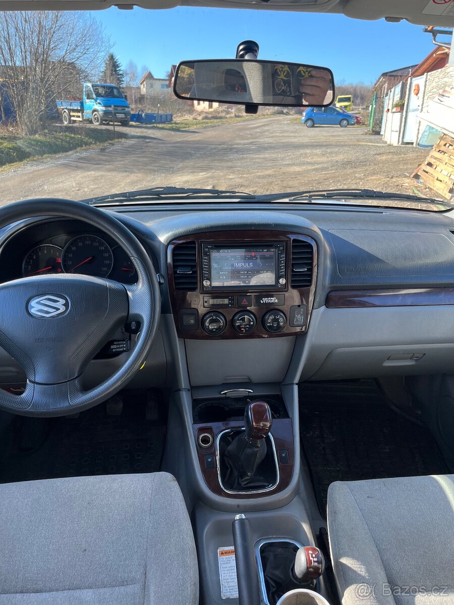 Suzuki grand vitara xl7 - 6