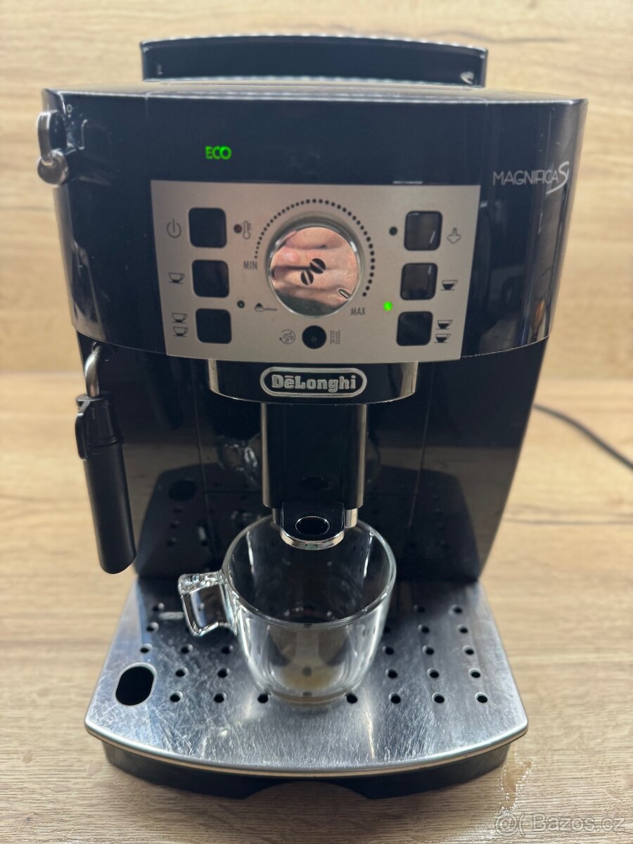 Delonghi Magnifica S - 6