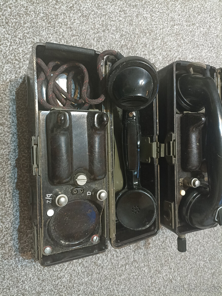 2x starý retro polní telefon (vojenský telefon) - 6