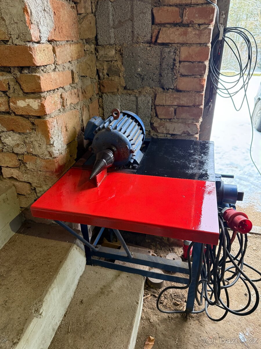 Cirkulárka s kolébkou - 6