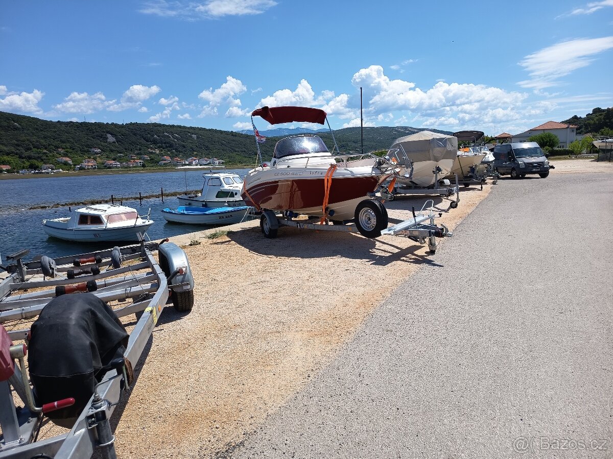 Loď / člun s kajutou - 6