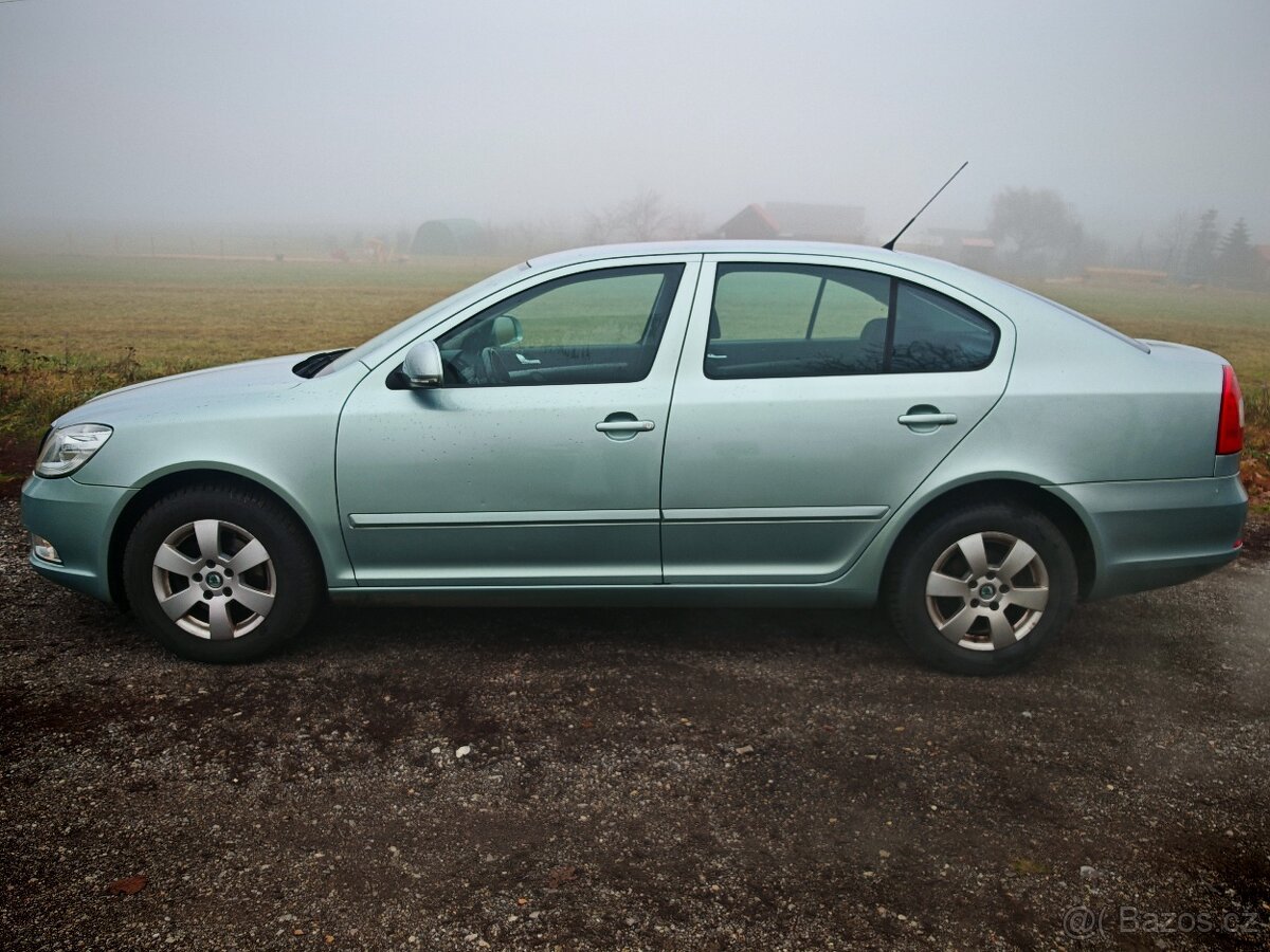 Škoda Octavia II 1.6 TDI, Elegance - 6
