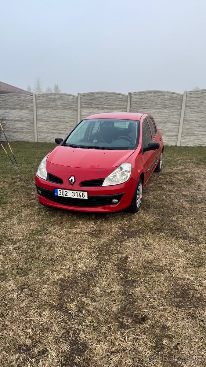 Renault Clio III 1.2 44 kW - 6