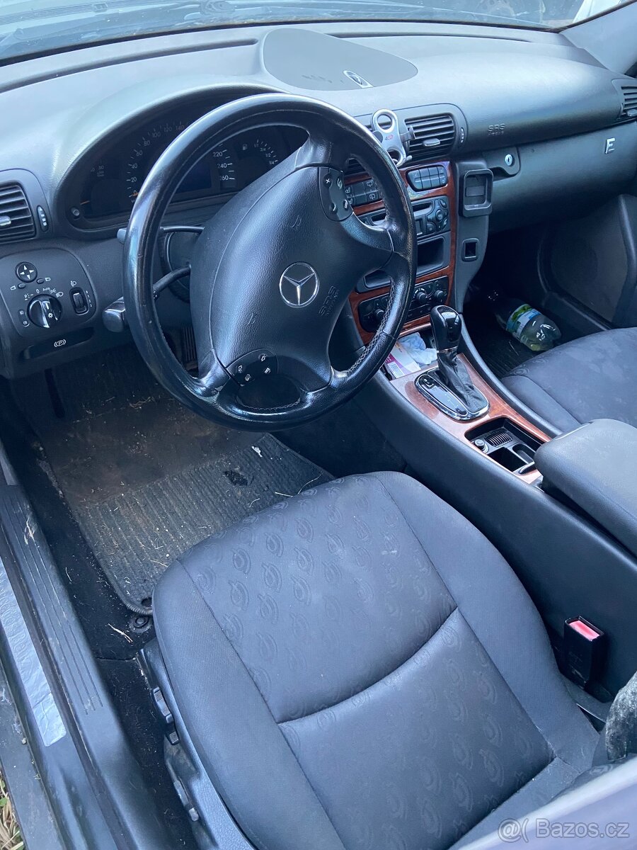 Mercedes C 270 - 6