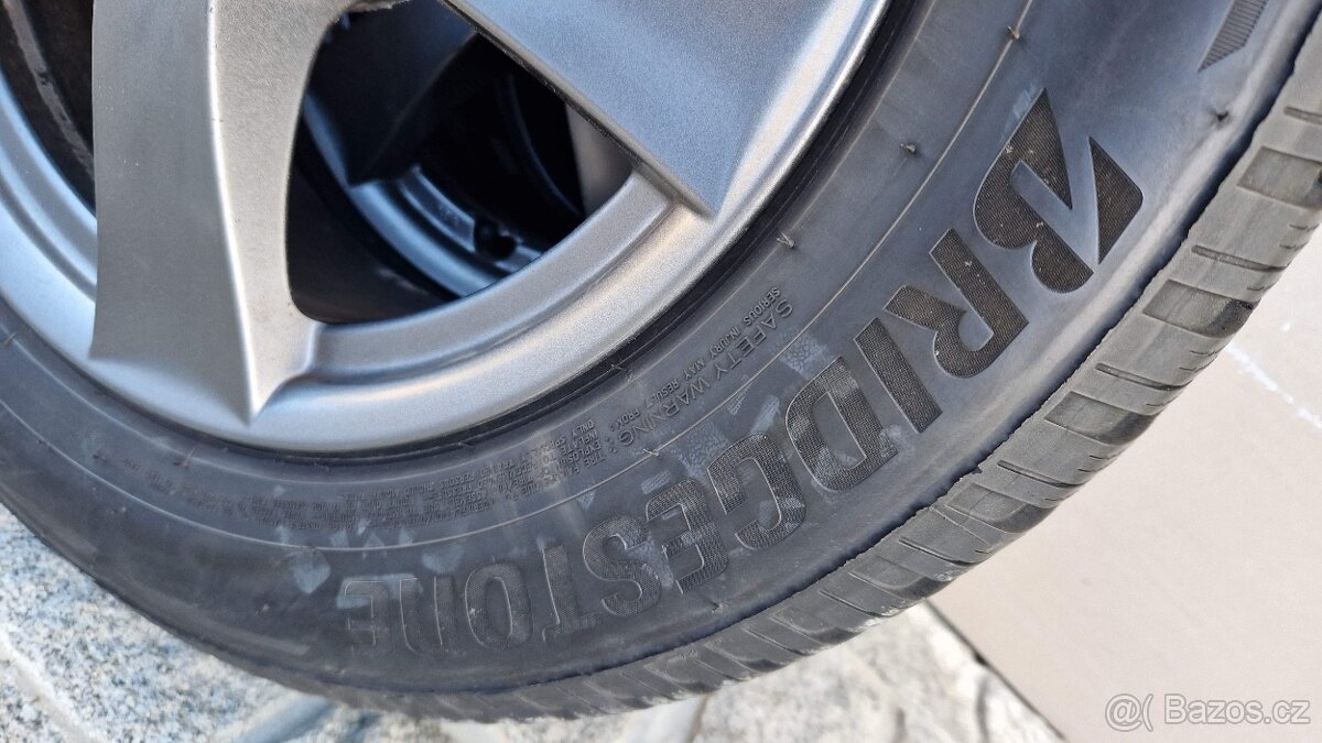 Škoda Fabia/Vw Polo 5x100/Krasne zimní pneu Dunlop/185/65/15 - 6