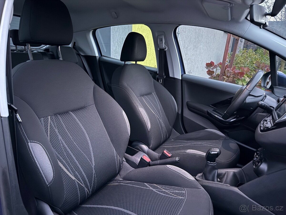 Peugeot 208 1.2VTi 60Kw 1. majitel - 6