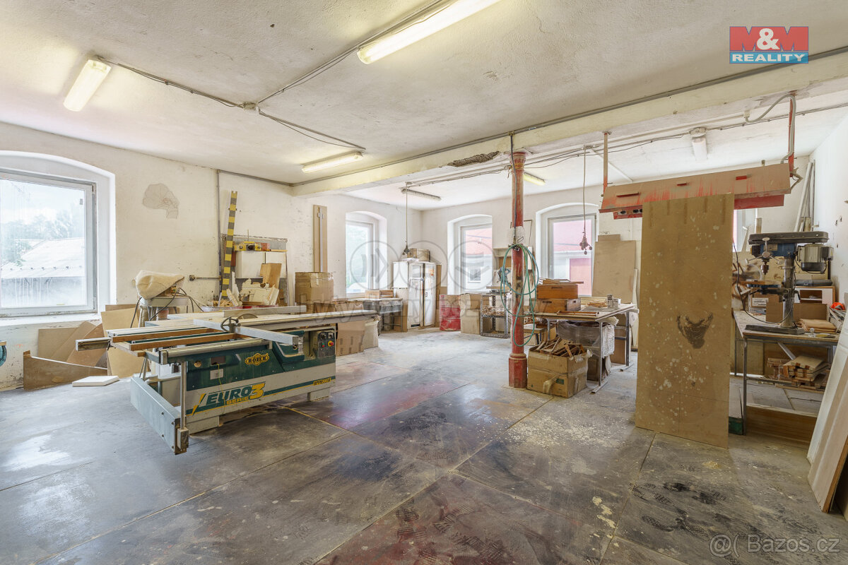 Prodej výrobního objektu, 2100 m², K. Vary, ul. Sokolovská - 6