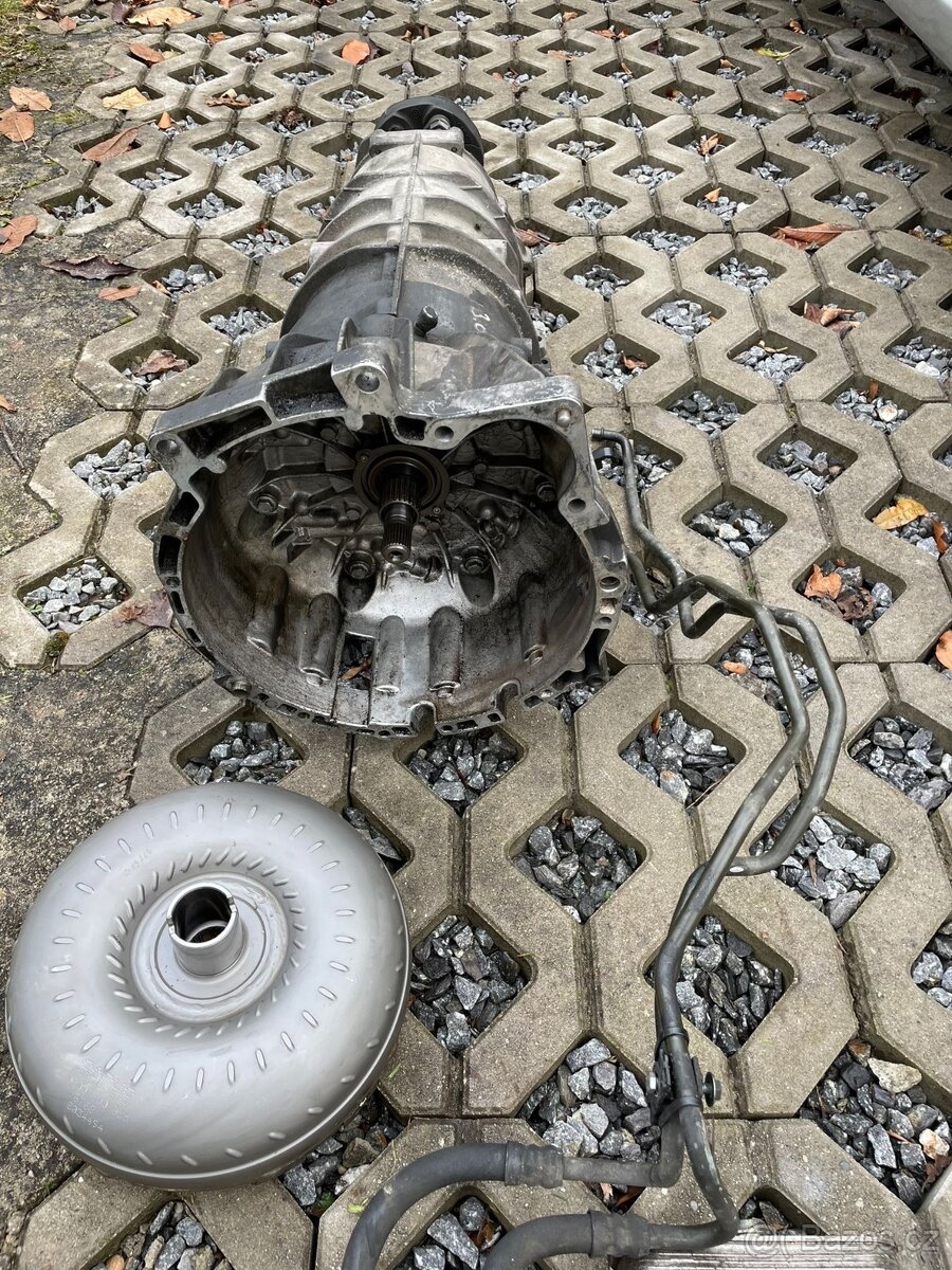 Díly bmw 330d e46 - 6