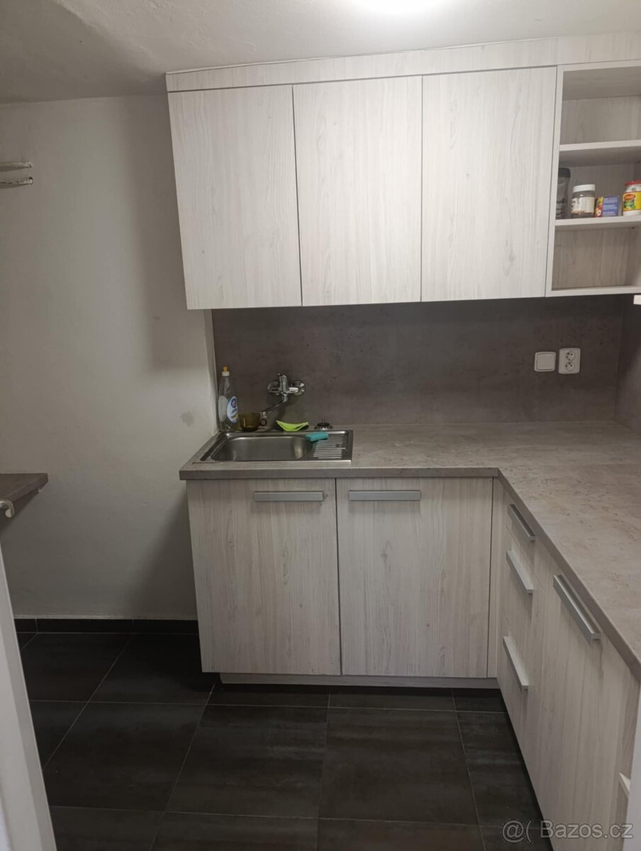 Pronájem nebytového prostoru, ul. Neředínská, Olomouc - 6